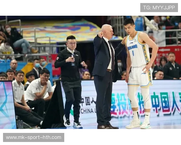 【赛季中期调整】换人和战术调整成关键因素，新赛季可以换几个人